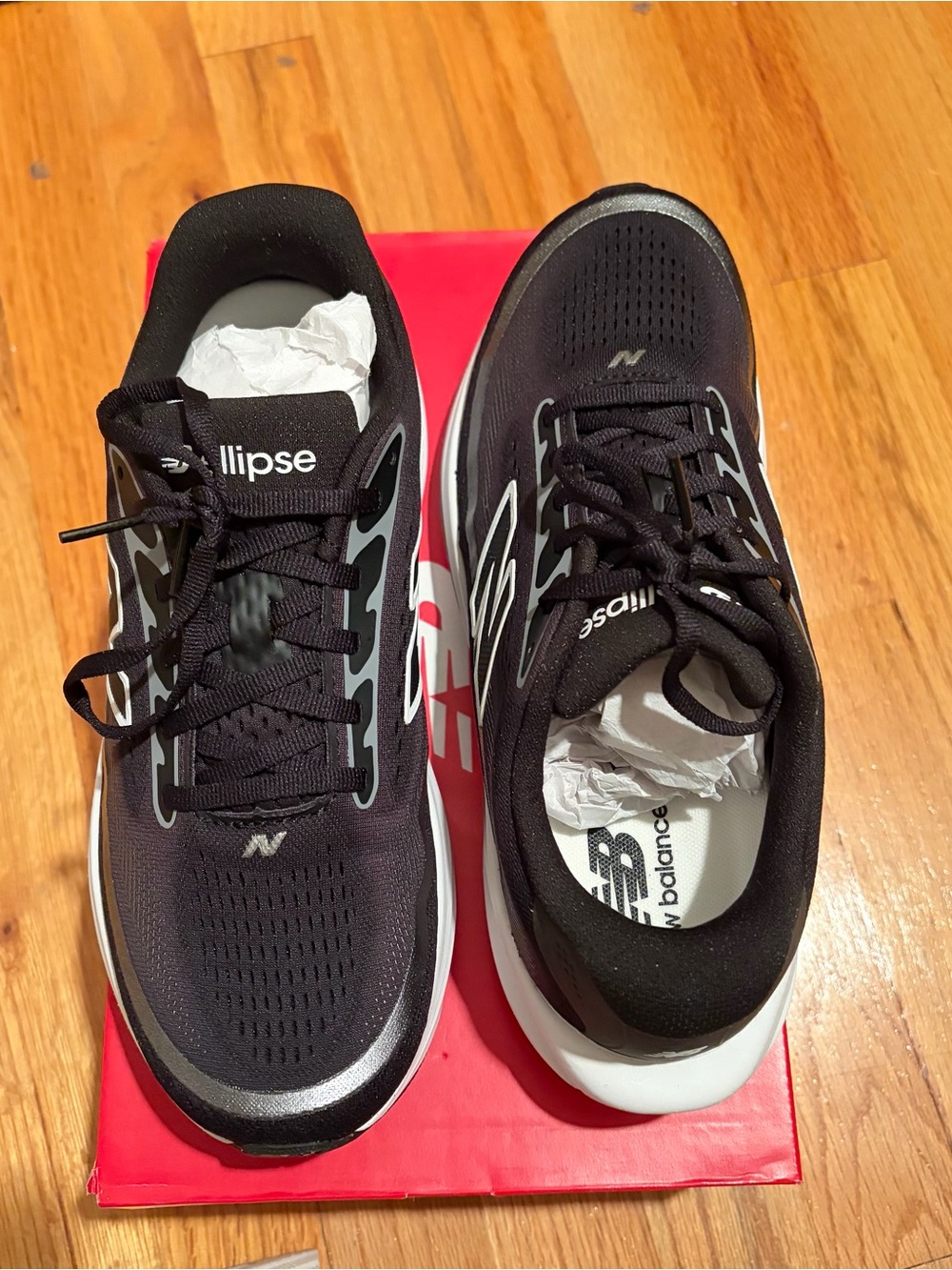 BRAND NEW New Balance Ellipse v1